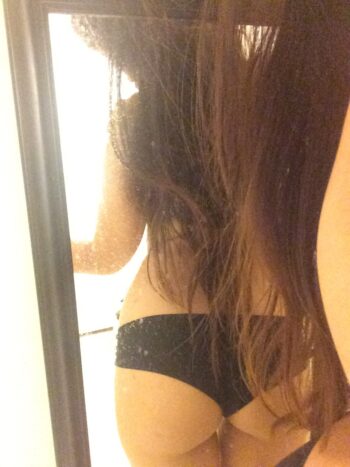 Jeune coquine de Draguignan en quête de mots coquins rencontre-Draguignan