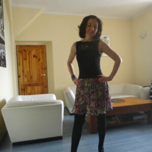 Cherche complice pour expériences sensorielles enivrantes à Antibes Yumi - plan-cul