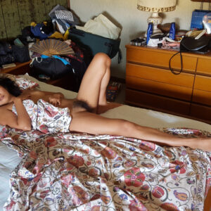 Une envie douce, un soupçon de jeu, venez dénouer ce qui nous retient ce soir Linh - rencontre-Asiatique-Condom