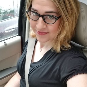 Le travail de la terre ça excite, mais une bonne baise à Évreux ça calme mieux ? Marion - rencontre-Milf-Évreux