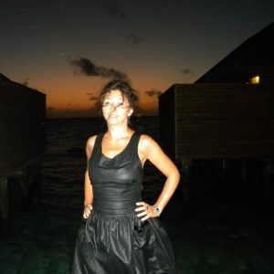 Je viens de finir ma clope sur le balcon, là j’ai juste envie de me vider la tête Émilie - rencontre-Milf-Calais