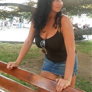 Mon dimanche : grasse mat’ et resto qui déchire Aïcha - rencontre-Milf-Laval