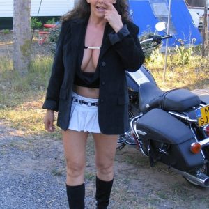 Fraîche de la douche et prête à enchaîner Marjorie - rencontre-MILF-Dunkerque