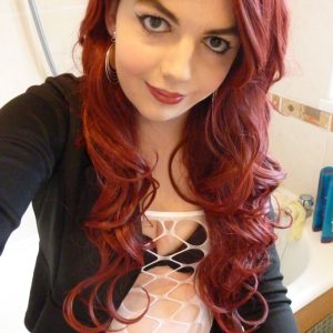 28 ans, en manque de compagnie après mon déménagement Julie - rencontre-Teen-Ivry-sur-Seine