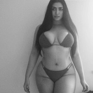 Si t’es prêt pour une nuit de folie Malika - rencontre-Milf-Carcassonne