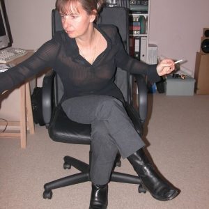 Mélancolie de mon ex et un gars sexy croisé Fiona - rencontre-Cougar-Valenciennes