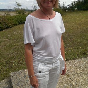 Après une dure journée de travail, j’ai besoin de me détendre Emmanuelle - rencontre-MILF-Sète