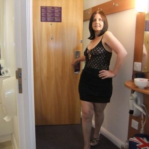 Chaud pour un bon ken ce soir ? Luna - rencontre-Milf-Villeurbanne
