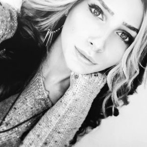 Seule depuis le déménagement — toi et moi si tu fais vibrer Célia - rencontre-Milf-Poissy