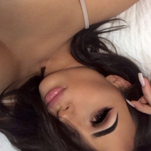 Libertine et à l’aise — cherchons des couples pour jouer Elise - rencontre-Libertine-Angers